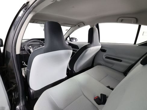 Used 2014 Toyota Prius C One image 14