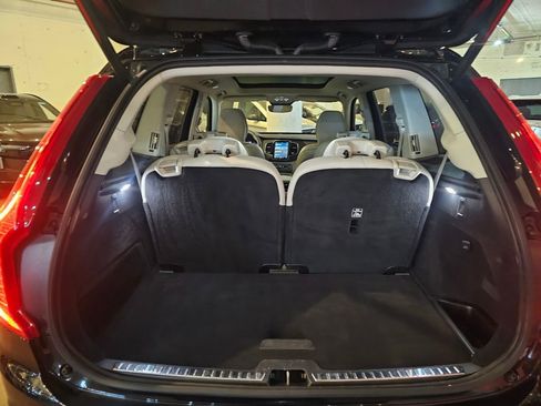 Certified 2025 Volvo XC90 B6 Plus AWD/4WD image 7