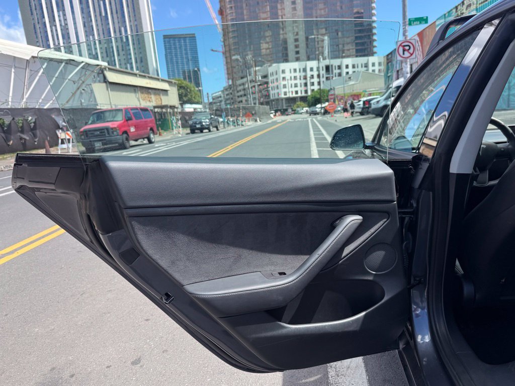 Used 2023 Tesla Model 3 RWD image 10