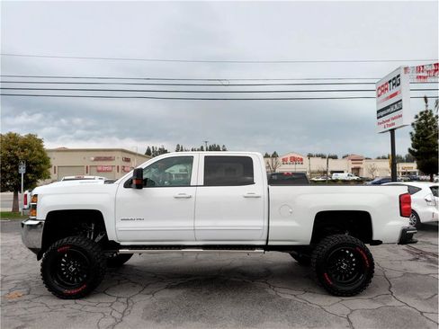 Used 2019 Chevrolet Silverado 2500 LT image 15