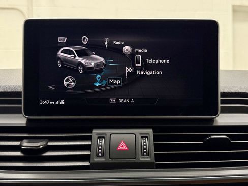 Used 2019 Audi Q5 2.0T Premium Plus w/ Premium Plus Package AWD/4WD image 32