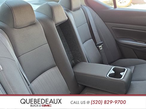 Used 2023 Nissan Altima 2.5 SV FWD image 25