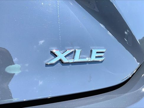 Used 2026 Toyota Camry XLE w/ Premium Plus Package AWD/4WD image 10
