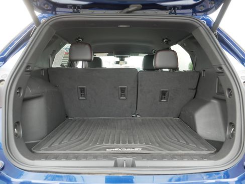 Used 2023 Chevrolet Equinox RS w/ RS Leather Package AWD/4WD image 18