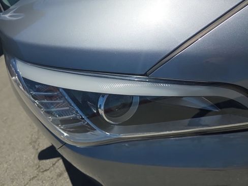 Used 2016 Hyundai Sonata Limited w/ Option Group 04 FWD image 6