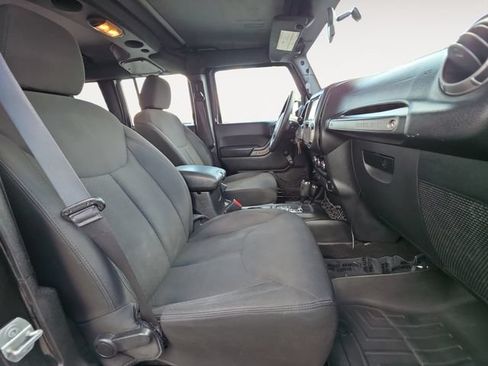 Used 2017 Jeep Wrangler Unlimited Sport AWD/4WD image 15