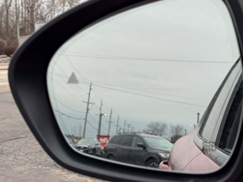 Used 2023 Alfa Romeo Stelvio Veloce image 37