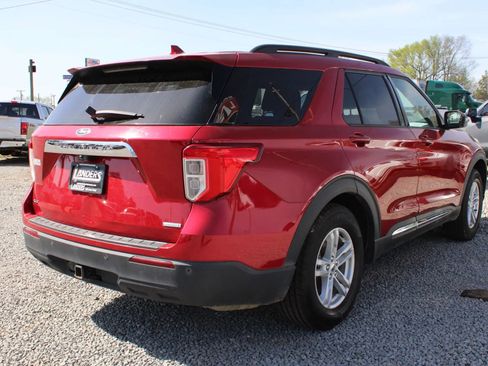 Used 2020 Ford Explorer XLT w/ Class III Trailer Tow Package image 8