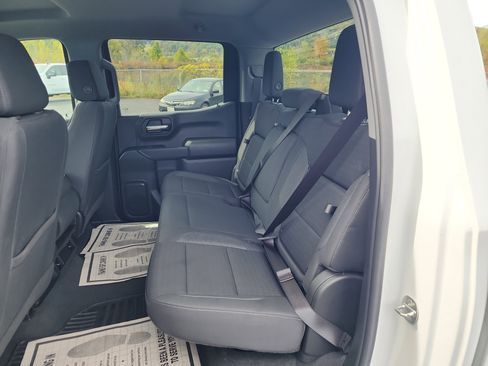 Certified 2023 Chevrolet Silverado 1500 Custom image 23