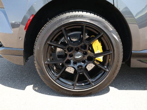Used 2025 Aston Martin DBX 707 AWD/4WD image 13