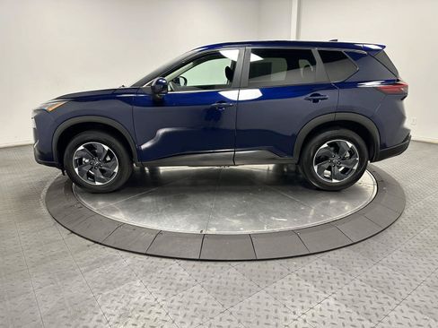 Used 2026 Nissan Rogue SV AWD/4WD image 8