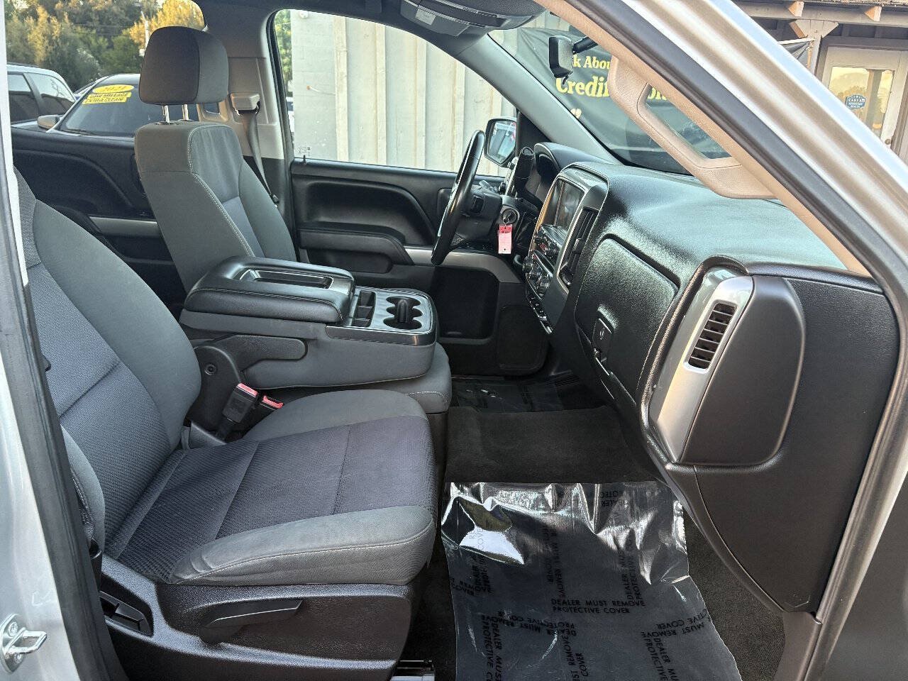 Used 2017 Chevrolet Silverado 1500 LT w/ All Star Edition AWD/4WD image 21