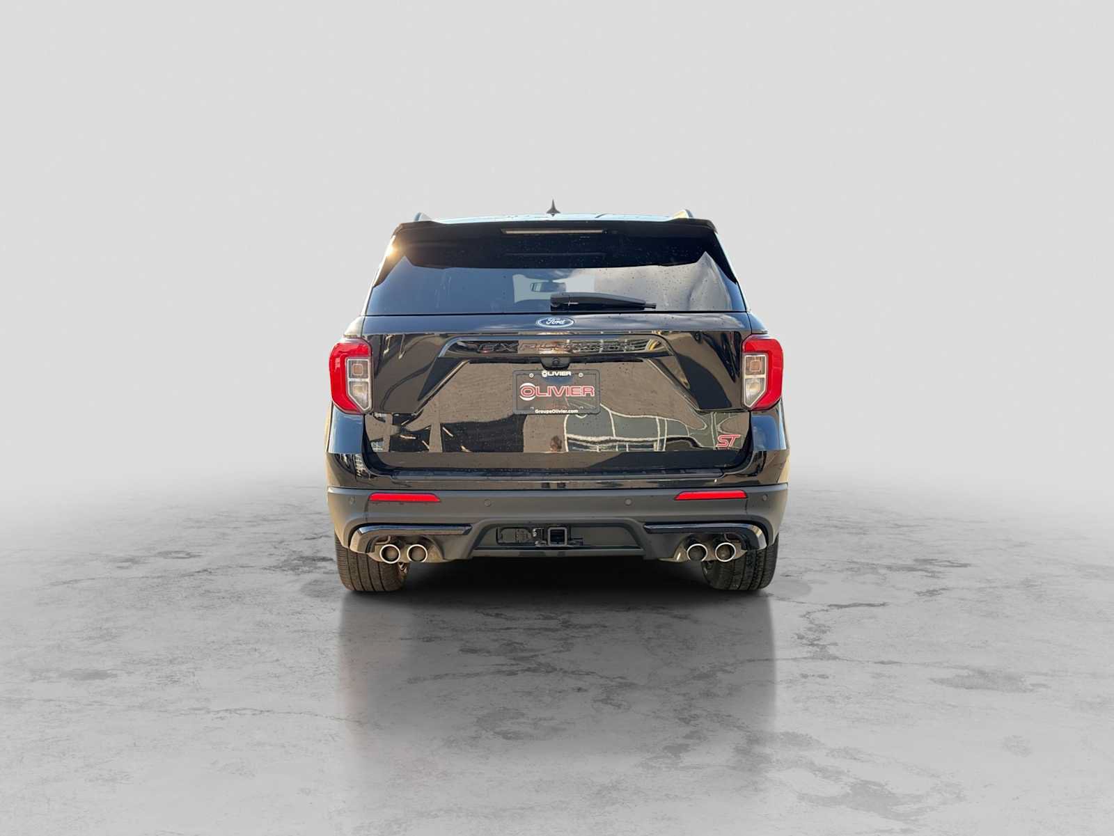 Used 2024 Ford Explorer ST AWD/4WD image 5