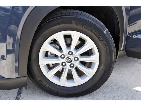 Used 2024 Toyota Grand Highlander XLE image 29