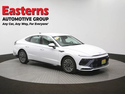 Used 2025 Hyundai Sonata SEL FWD image 48
