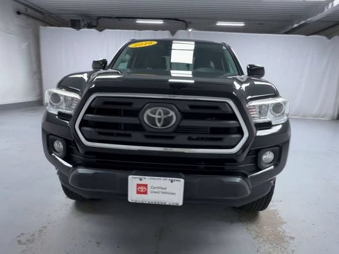 Certified 2019 Toyota Tacoma SR5 AWD/4WD image 18