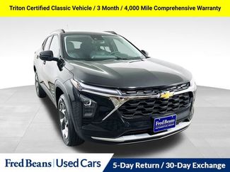 Used 2025 Chevrolet Trax LT w/ Driver Confidence Package FWD video 1