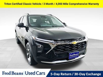 Used 2025 Chevrolet Trax LT w/ Driver Confidence Package