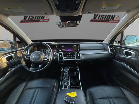 Used 2022 Kia Sorento SX image 29
