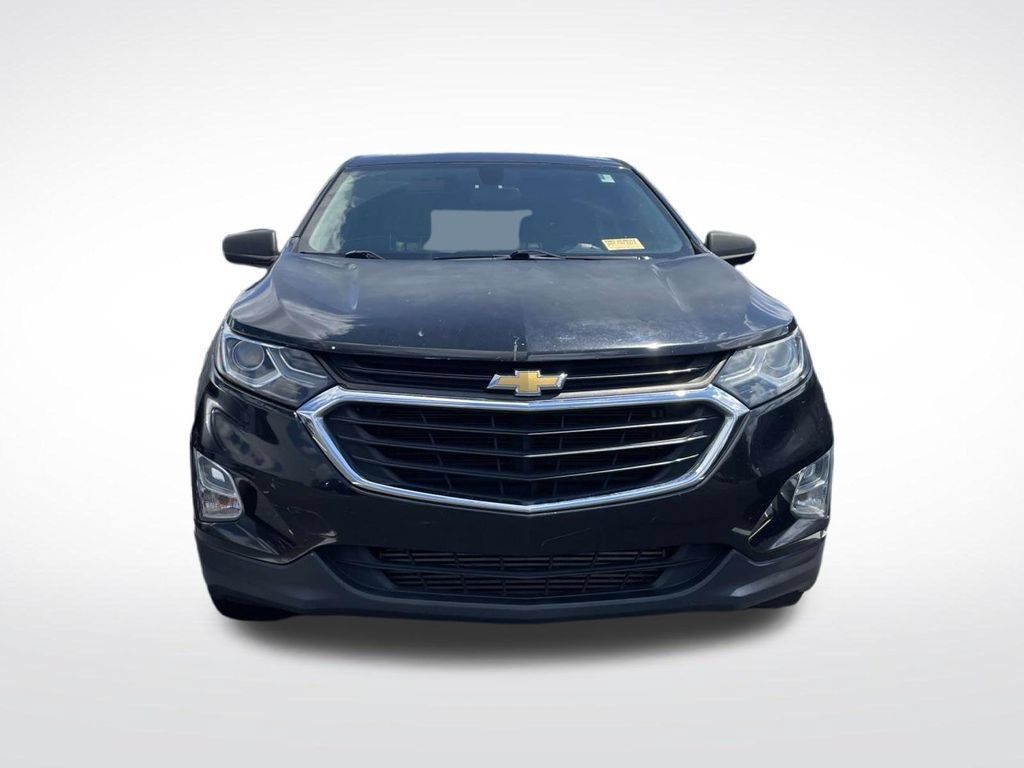 Used 2019 Chevrolet Equinox LS FWD image 2