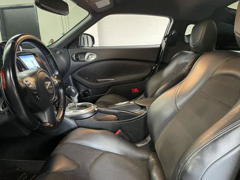 Used 2014 Nissan 370Z Touring w/ Sport Package RWD image 18