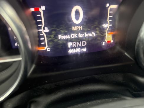 Used 2022 Jeep Wrangler Sport S image 21