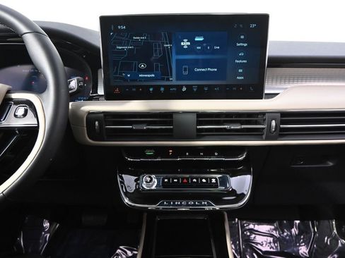 New 2026 Lincoln Corsair Premiere image 27