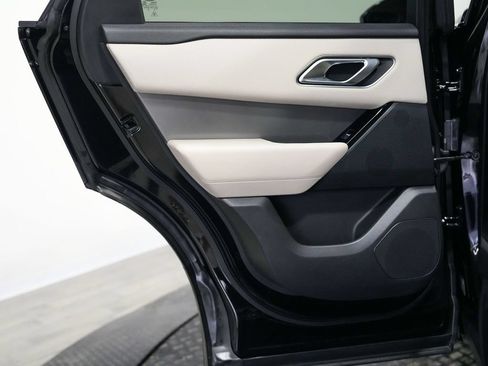 Used 2021 Land Rover Range Rover Velar S AWD/4WD image 14