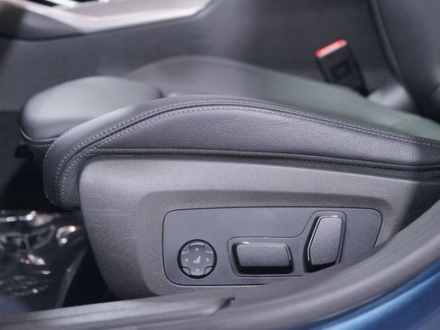 Used 2026 BMW 330i Sedan RWD image 8