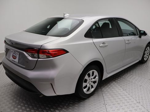 Used 2024 Toyota Corolla LE FWD image 8