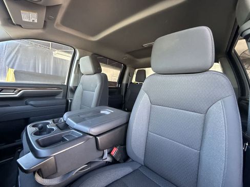 Used 2025 Chevrolet Silverado 2500 LT w/ Convenience Package AWD/4WD image 14