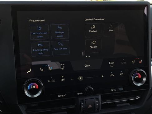 Used 2026 Lexus GX 550 w/ Accessory Package (31) AWD/4WD image 24
