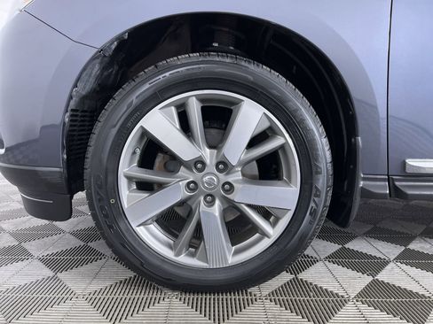 Used 2013 Nissan Pathfinder Platinum w/ Platinum Premium Pkg image 28
