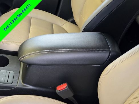 Used 2022 Ford Escape SEL FWD image 9