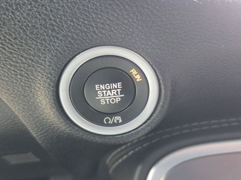 Used 2019 Dodge Challenger SXT w/ Blacktop Package RWD image 13
