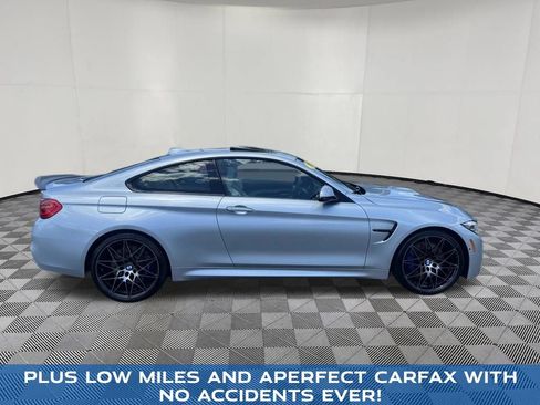 Used 2018 BMW M4 Coupe RWD image 4