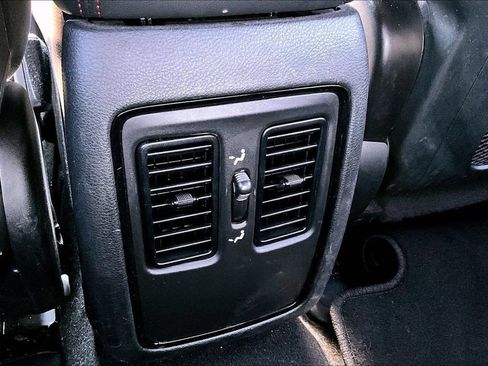 Used 2023 Dodge Durango GT AWD/4WD image 10