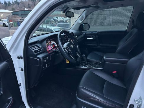 Used 2016 Toyota 4Runner Trail Premium image 14