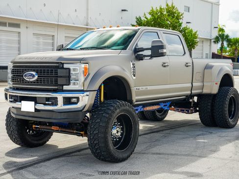 Used 2017 Ford F450 King Ranch w/ King Ranch Ultimate Package image 14