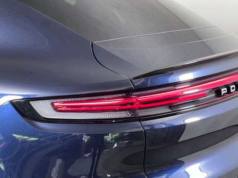 Certified 2024 Porsche Cayenne Coupe AWD/4WD image 16