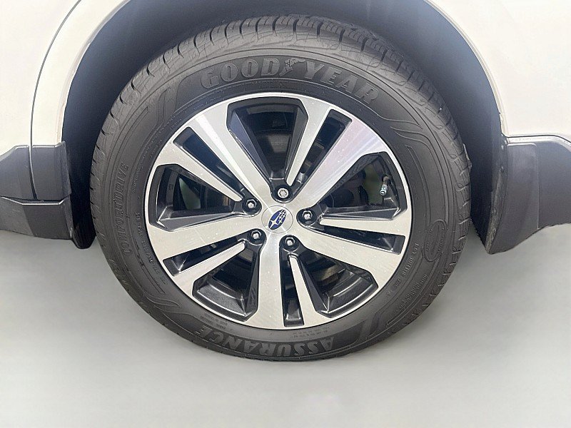 Used 2019 Subaru Outback 3.6R Limited w/ Popular Package #2 AWD/4WD image 33