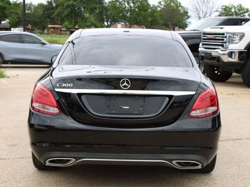 Used 2017 Mercedes-Benz C 300 Sedan w/ Premium 1 Package image 4