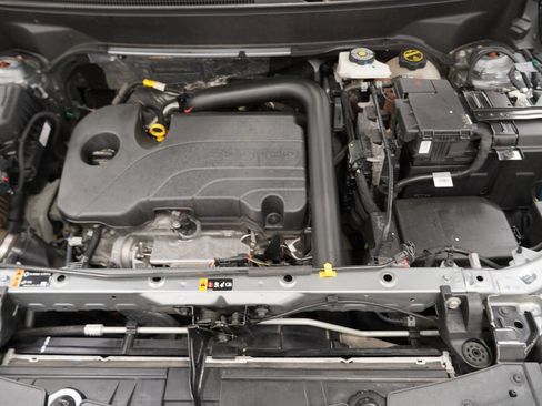 Certified 2024 Chevrolet Equinox LT FWD image 40