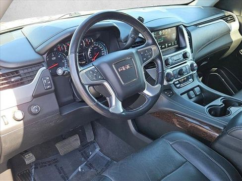 Used 2020 GMC Yukon SLT AWD/4WD image 13