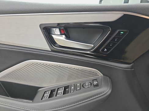 Used 2024 Acura MDX FWD image 24