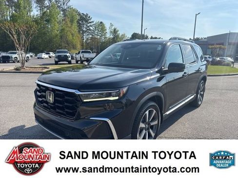Used 2023 Honda Pilot Elite image 6