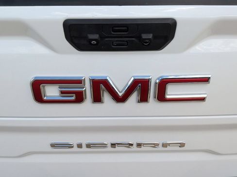 Used 2023 GMC Sierra 1500 SLT w/ SLT Premium Package AWD/4WD image 45