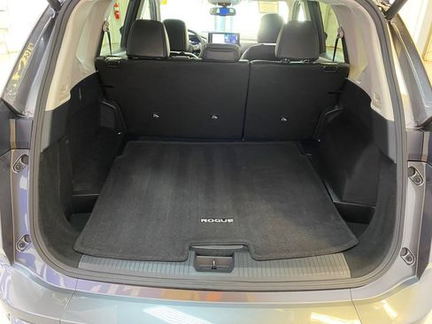 Used 2026 Nissan Rogue SL AWD/4WD image 27