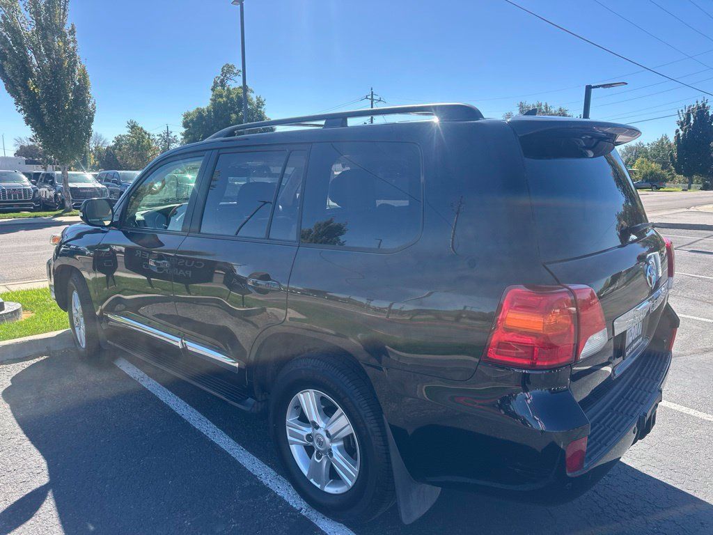 Used 2015 Toyota Land Cruiser AWD/4WD image 4