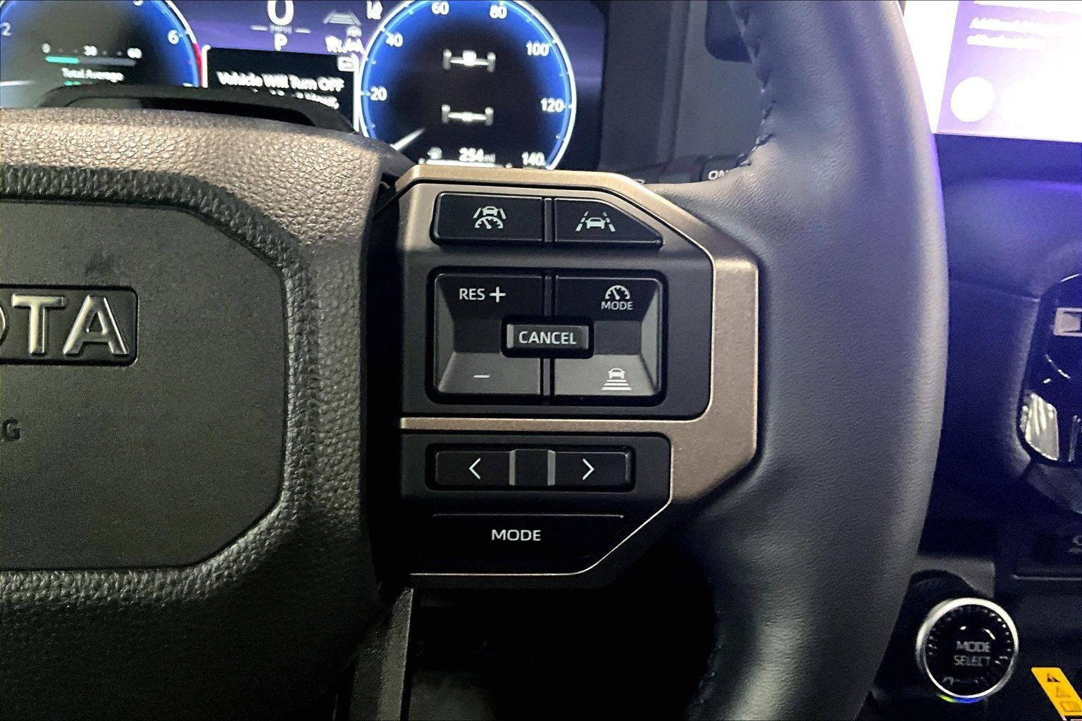 Used 2025 Toyota Land Cruiser w/ Premium Package AWD/4WD image 17